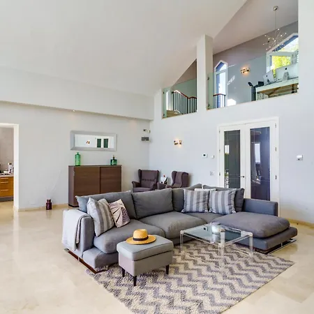 Gran View Elviria Holiday home